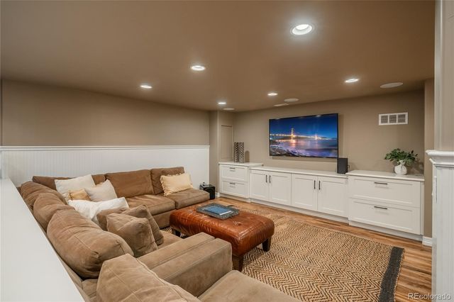 10605 Autumnsong Court, Highlands Ranch, CO 80126