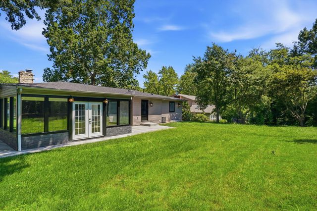 893 Singing Hills Lane, Columbus, OH 43235