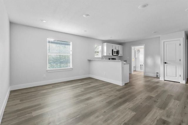 408 W 6th Street 2, Bonham, TX 75418