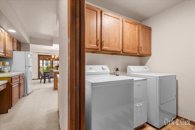 2220 Mission Hills Drive SE, Grand Rapids, MI 49546
