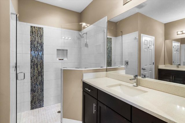 7612 ALUMNI TRAIL, Sarasota, FL 34243