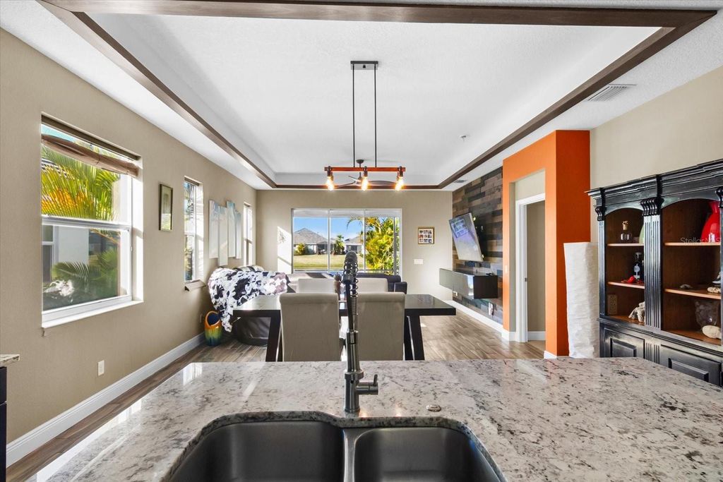 Image 31 of property listing at 7612 ALUMNI TRAIL, Sarasota, FL 34243