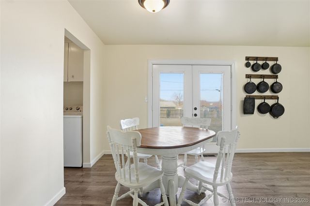 105 W 32nd Street, Sand Springs, OK 74063