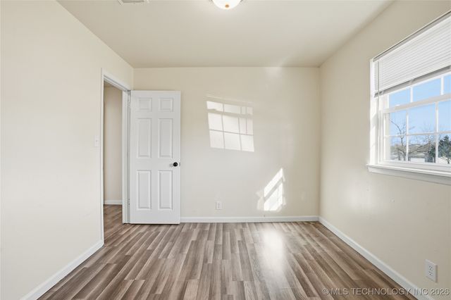 105 W 32nd Street, Sand Springs, OK 74063