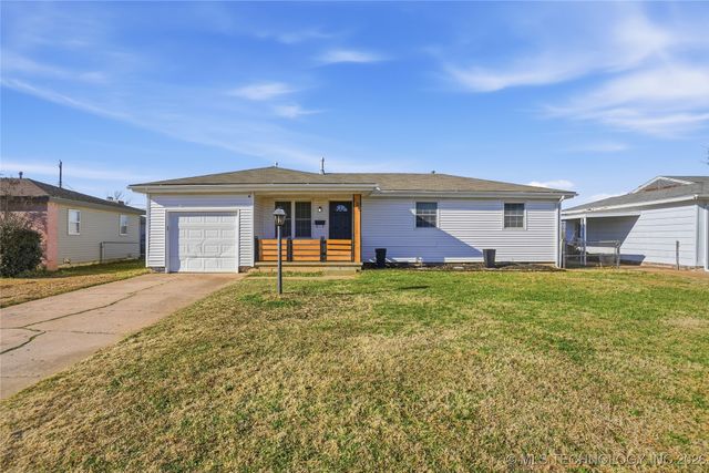 105 W 32nd Street, Sand Springs, OK 74063