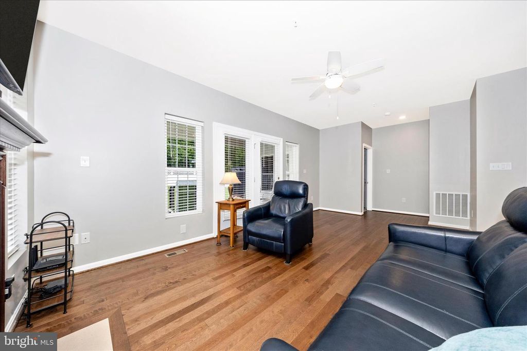 Image 19 of property listing at 13928 PATRIOT WAY, Hagerstown, MD 21740