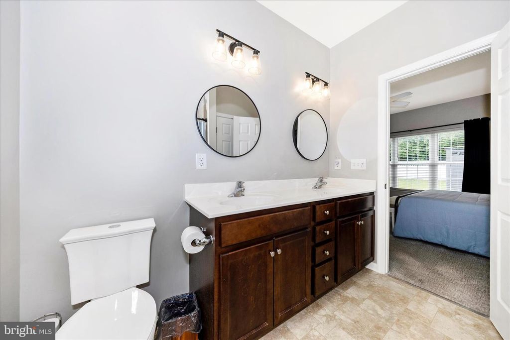 Image 28 of property listing at 13928 PATRIOT WAY, Hagerstown, MD 21740