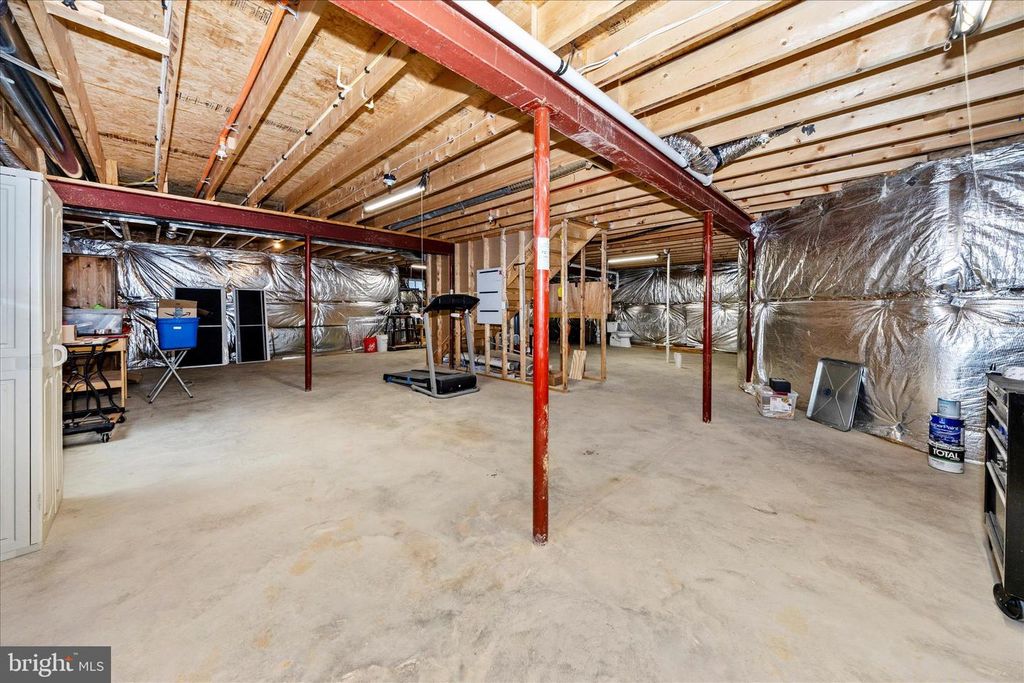 Image 40 of property listing at 13928 PATRIOT WAY, Hagerstown, MD 21740