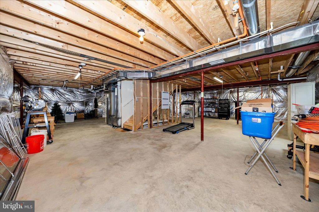 Image 41 of property listing at 13928 PATRIOT WAY, Hagerstown, MD 21740