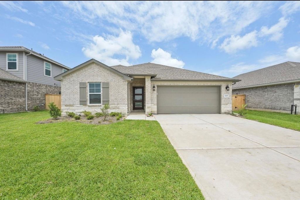 3415 Zilker Lane, Texas City, TX 77591