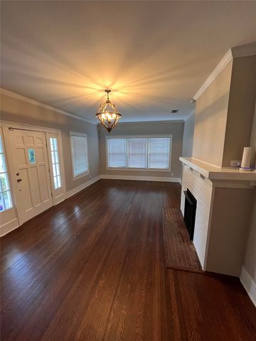 3864 Fairfield Avenue, Shreveport, LA 71106