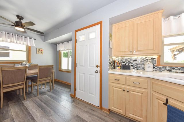 3669 S 81st STREET, Milwaukee, WI 53220