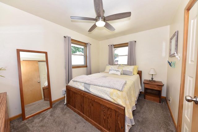 3669 S 81st STREET, Milwaukee, WI 53220