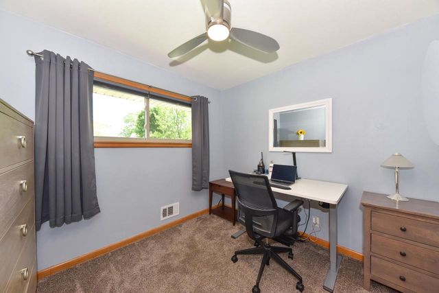 3669 S 81st STREET, Milwaukee, WI 53220