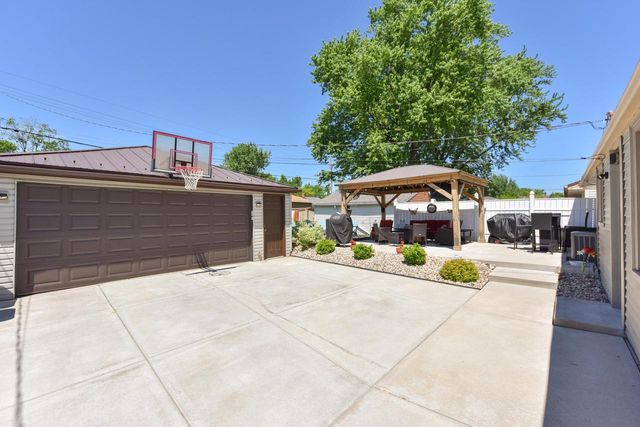 3669 S 81st STREET, Milwaukee, WI 53220