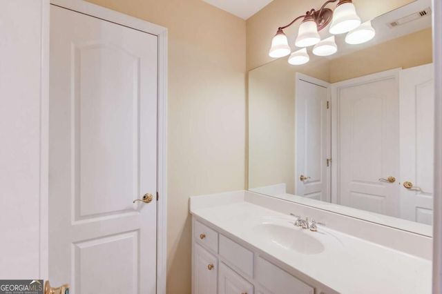 4121 Holcomb Creek Drive, Buford, GA 30519
