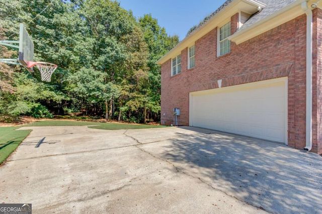 4121 Holcomb Creek Drive, Buford, GA 30519