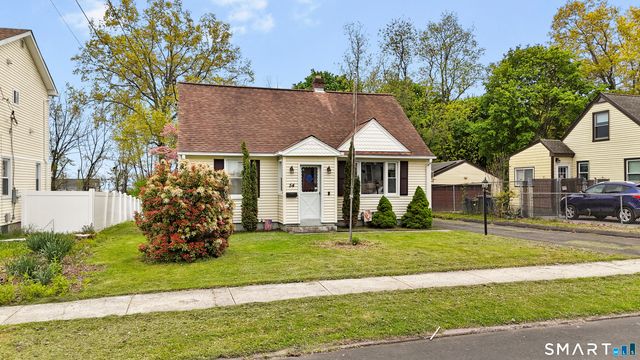 54 Winslow Drive, West Haven, CT 06516