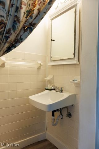 83 Beechwood Drive, Youngstown, OH 44512