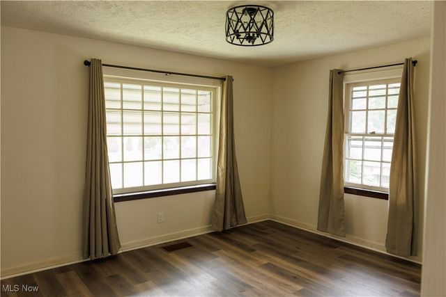 83 Beechwood Drive, Youngstown, OH 44512