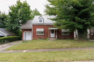 83 Beechwood Drive, Youngstown, OH 44512