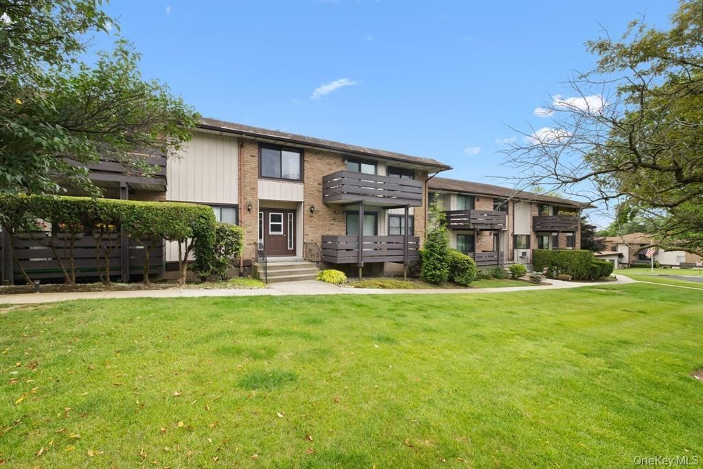 167 Sierra Vista Lane, Valley Cottage, NY 10989 — exterior