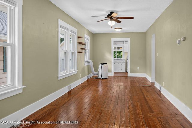 731 N Hayford Avenue, Lansing, MI 48912