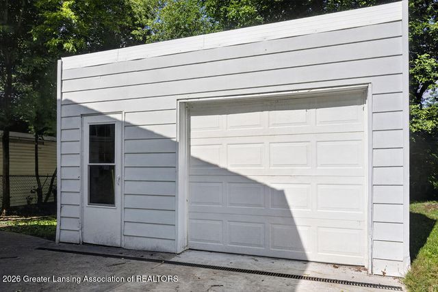 731 N Hayford Avenue, Lansing, MI 48912