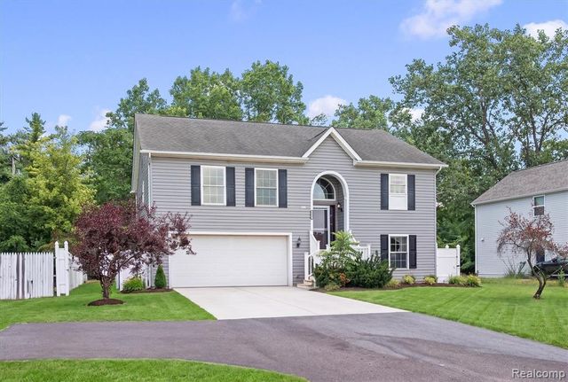 4427 Hannan Road, Wayne, MI 48184