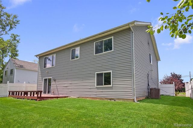 4427 Hannan Road, Wayne, MI 48184