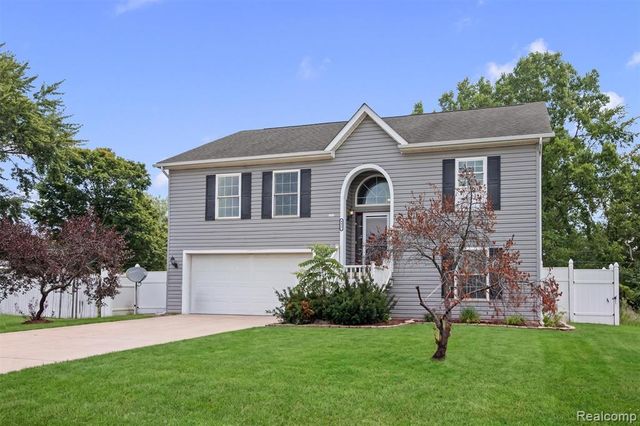 4427 Hannan Road, Wayne, MI 48184