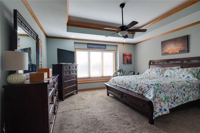 507 Ashurst Court, Lee's Summit, MO 64081