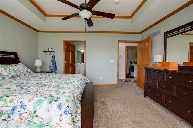 507 Ashurst Court, Lee's Summit, MO 64081