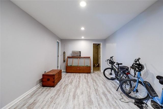 507 Ashurst Court, Lee's Summit, MO 64081