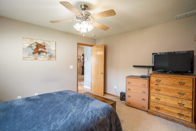 732 E Carrie Dr, Medical Lake, WA 99022