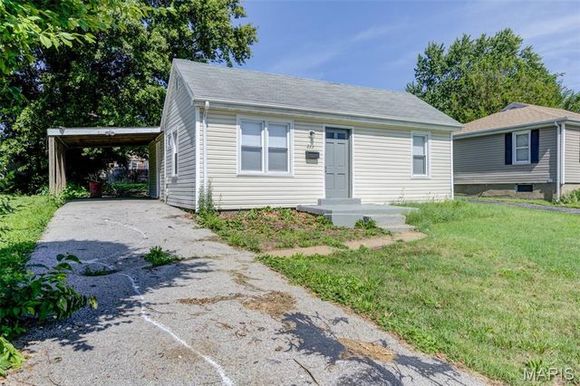 223 La Motte Lane, St Louis, MO 63135