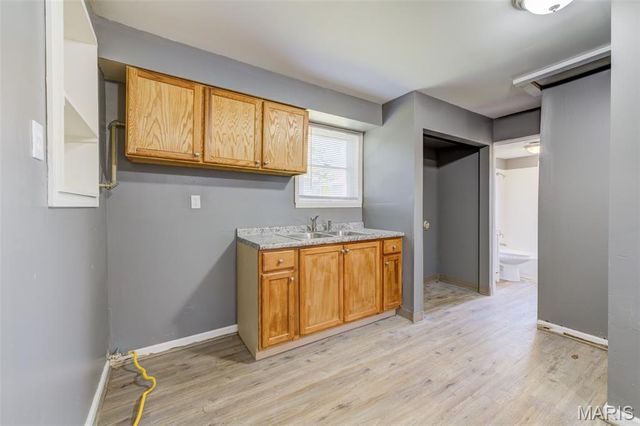 223 La Motte Lane, St Louis, MO 63135