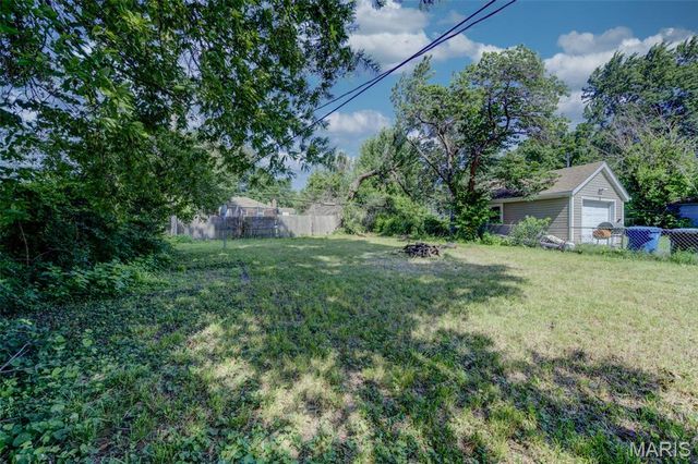 223 La Motte Lane, St Louis, MO 63135