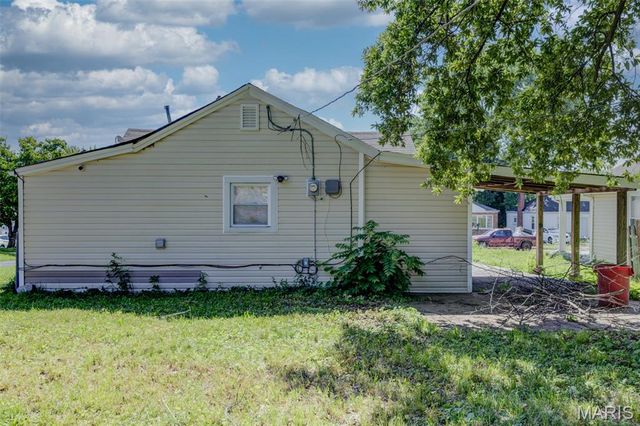 223 La Motte Lane, St Louis, MO 63135