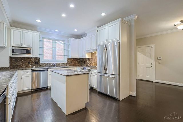 8731 Kenwood Road, Sycamore Twp, OH 45242