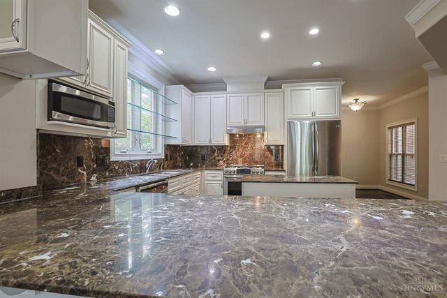 8731 Kenwood Road, Sycamore Twp, OH 45242