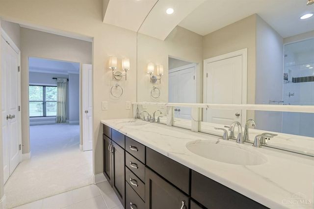 8731 Kenwood Road, Sycamore Twp, OH 45242