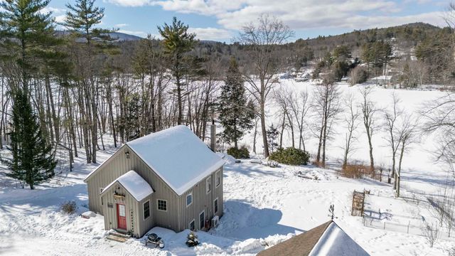 21 Crittenden Road, Bradford, NH 03221