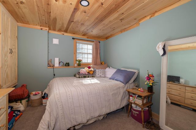 21 Crittenden Road, Bradford, NH 03221