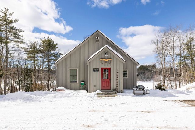 21 Crittenden Road, Bradford, NH 03221
