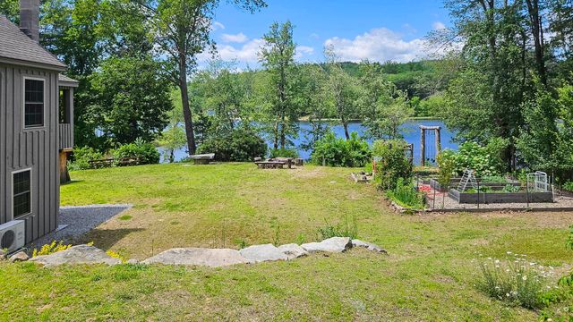 21 Crittenden Road, Bradford, NH 03221