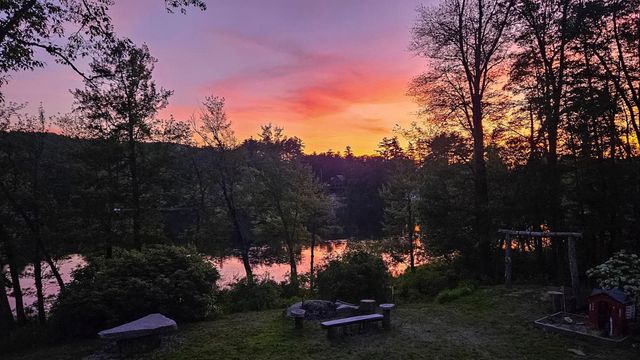 21 Crittenden Road, Bradford, NH 03221