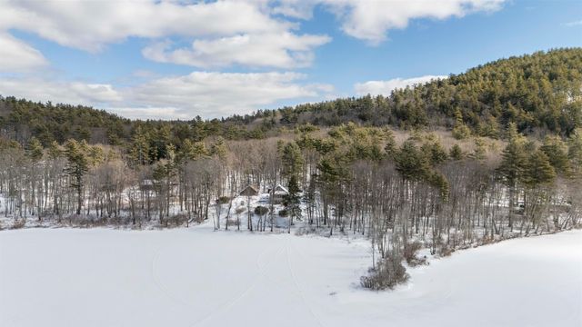 21 Crittenden Road, Bradford, NH 03221