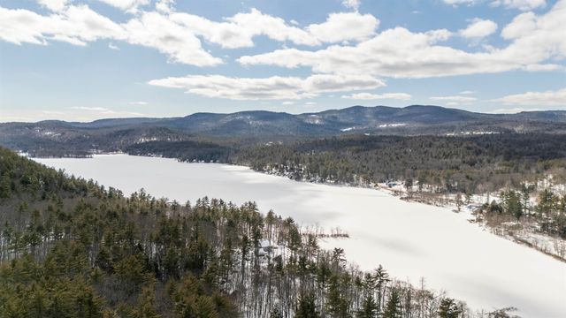 21 Crittenden Road, Bradford, NH 03221