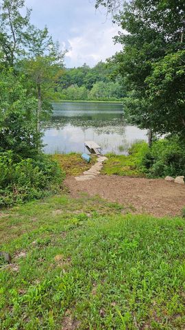 21 Crittenden Road, Bradford, NH 03221